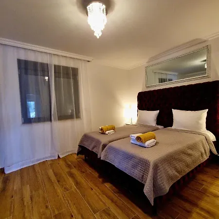 Villa Luxury Laura With Jacuzzi In *