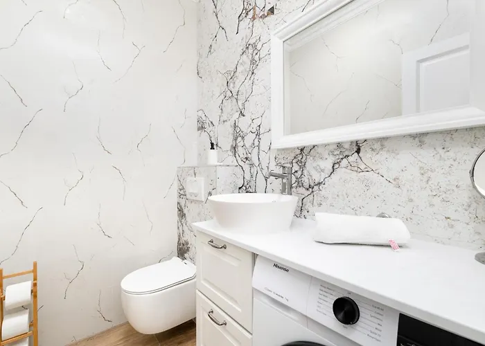 Villa Luxury Laura With Jacuzzi In