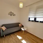 Luxury Laura With Jacuzzi In
