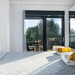 Villa Luxury Laura With Jacuzzi In Malinska