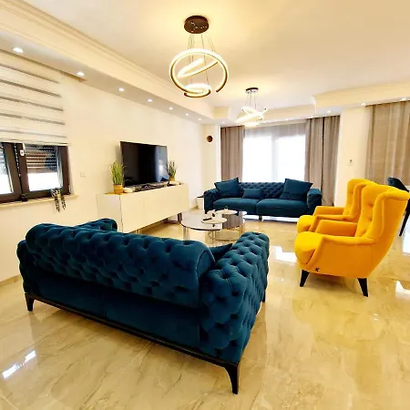 Luxury Laura