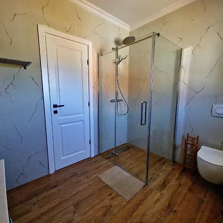 Villa Luxury Laura With Jacuzzi In