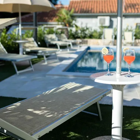 Luxury Laura With Jacuzzi In * Malinska